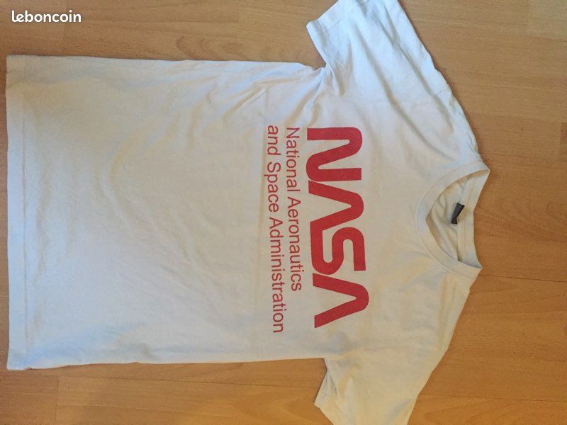 Tee-shirts NASA (image 1)