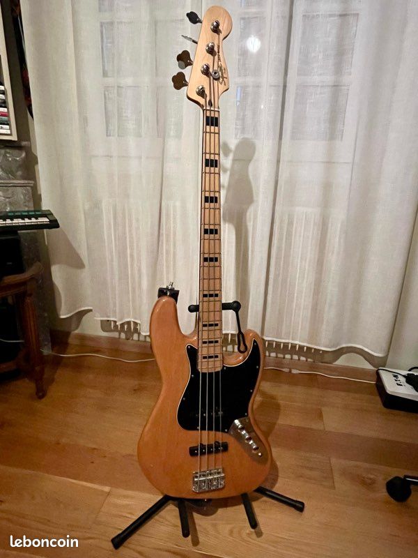 Squier Vintage Modified Jazz Bass '70s (image 1)