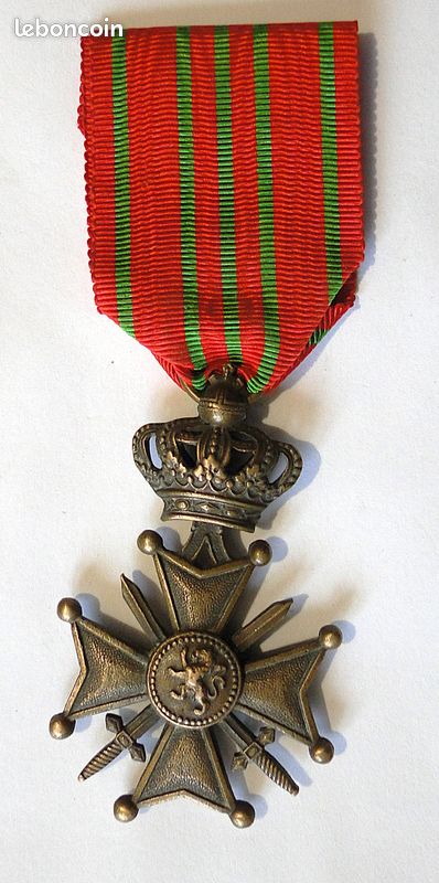 Médaille Italienne Mérito Di Guerra 1914-1918 - Croix Bronze Originale WWI