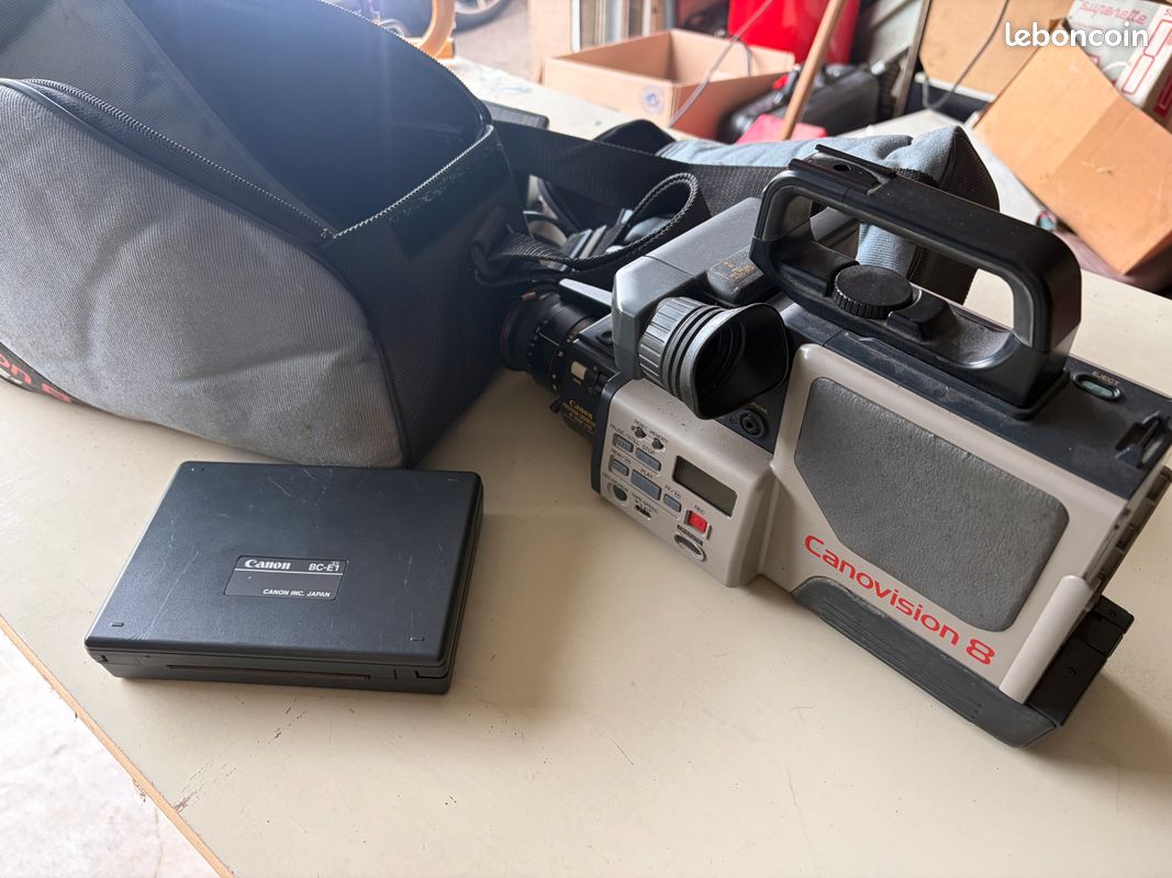 Lot Vintage Caméscope Canon Canovision 8 VM-E1 + Accessoires (image 1)