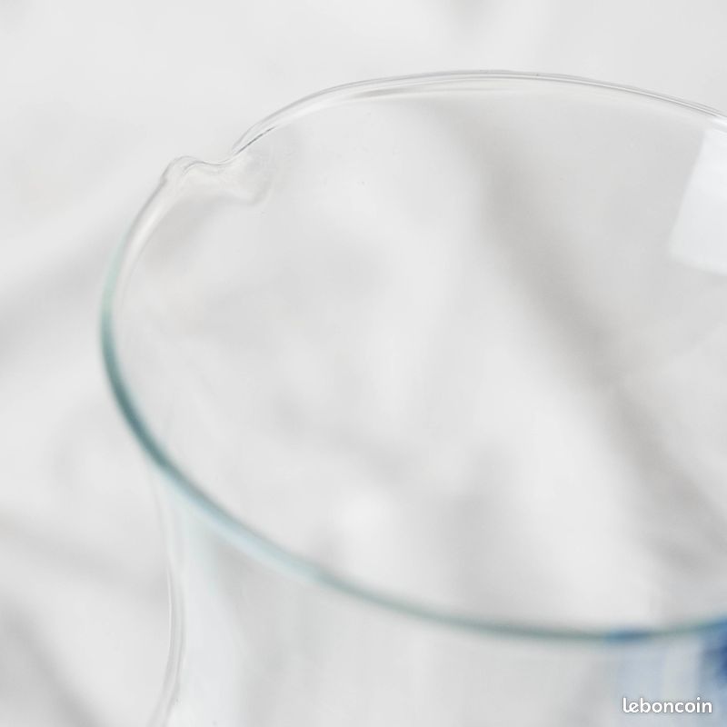 Pichet en cristal soufflé et taillé - Label Emmaüs