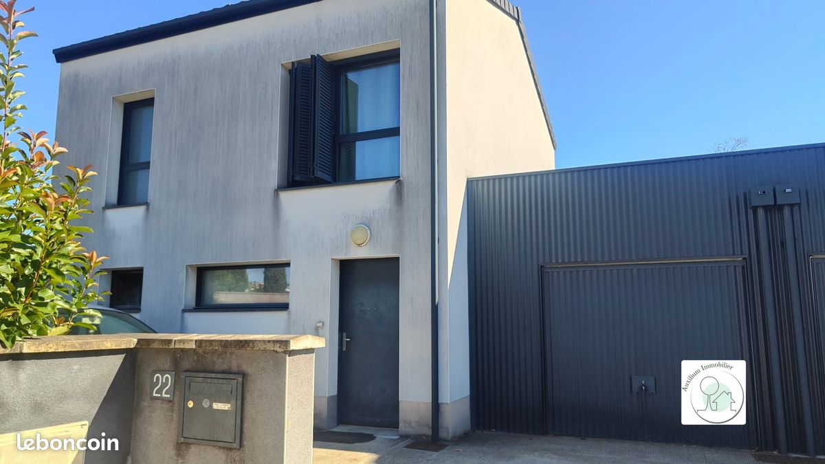 Maison 5 pièces 88 m² · à Ambarès-Et-Lagrave · 88 m² · 1 199 €