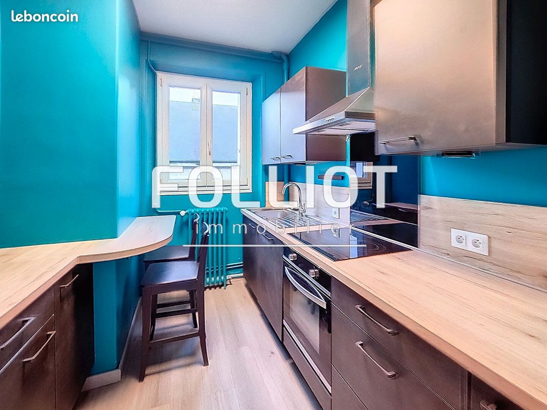 Appartement 3 pièces 86 m² · à Vire Normandie · 86 m² · 700 €