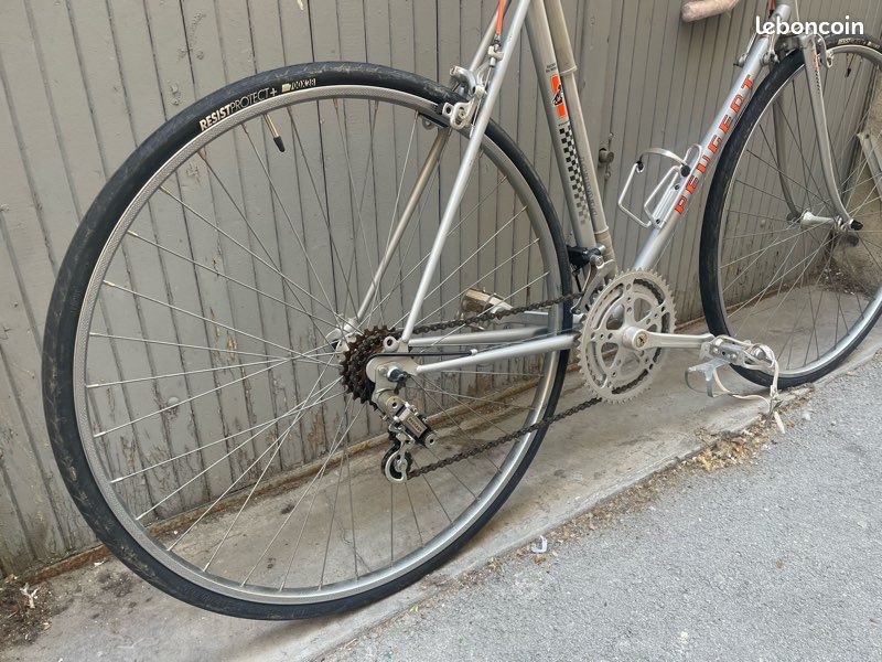 Guidoline FIZIK Argent/gris – Pour Vélo De Course – NEUVE (EPOQUE)