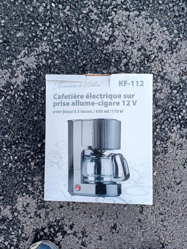 Cafetière électrique allume-cigare 650 ml pour jusqu'à 3 tasses - 12 V /  170 W