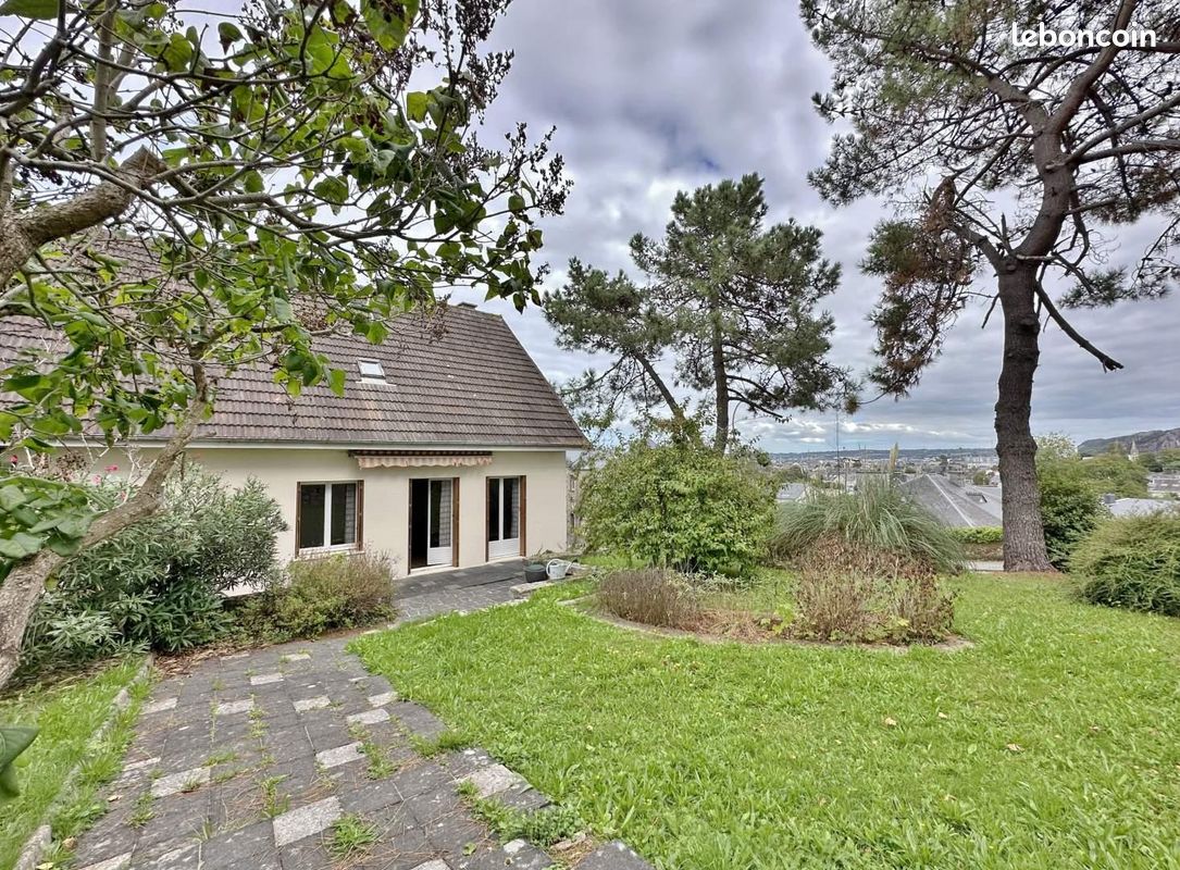 Maison 6 pièces 122 m² · à Cherbourg-en-Cotentin · 122 m² · 260 800 €