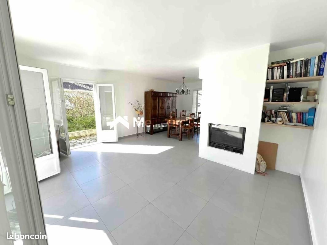 Maison 5 pièces 133 m² · à Auffargis · 133 m² · 378 000 €