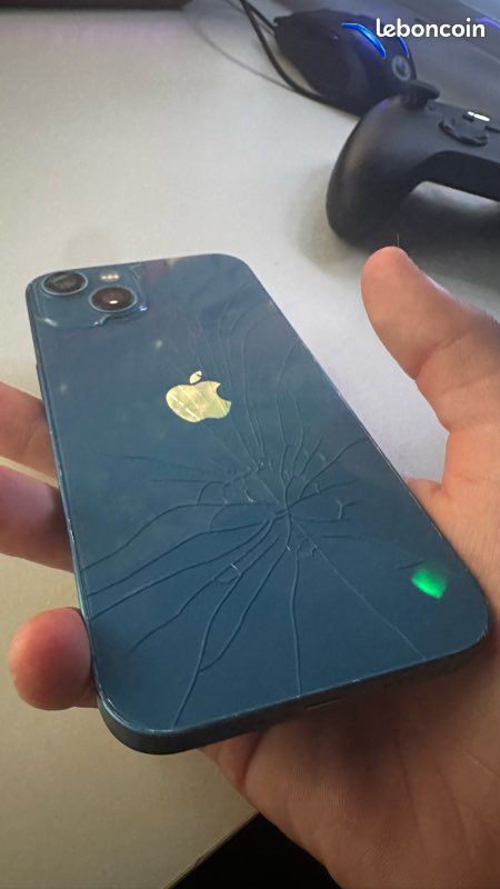IPhone 13 (image 1)
