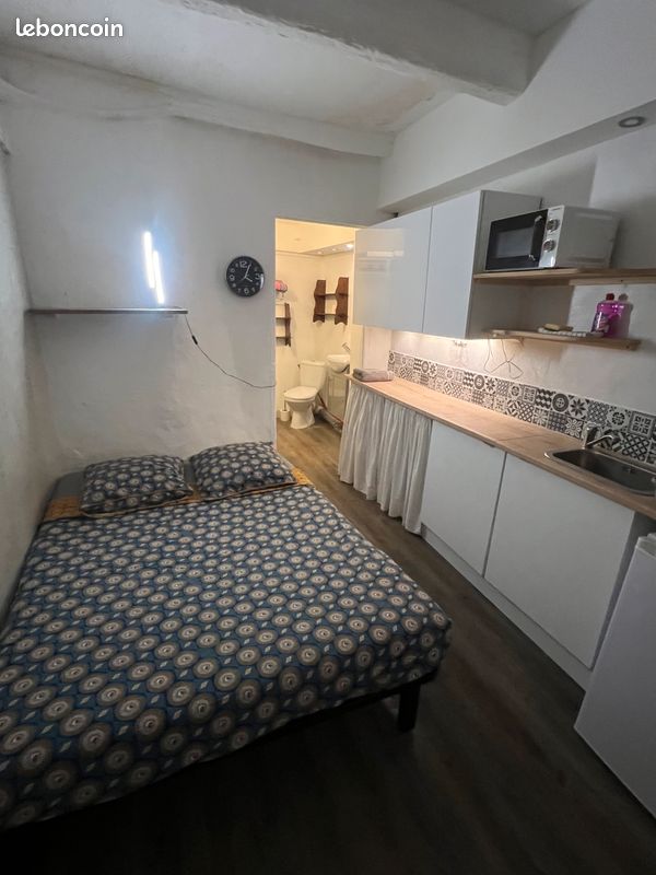 Appartement 1 pièce 18 m² · à Béziers · 18 m² · 250 €/mois