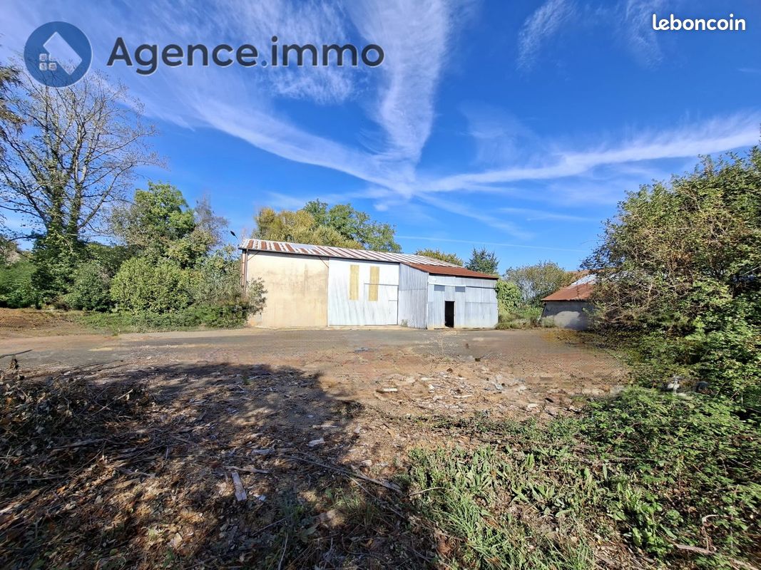 Terrain 3763 m² · à Teloché · 209 000 €
