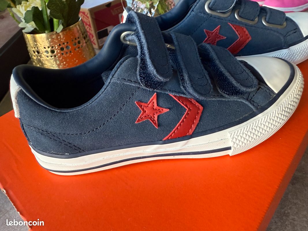 Converse à scratch neuves en 28,5 Chaussures