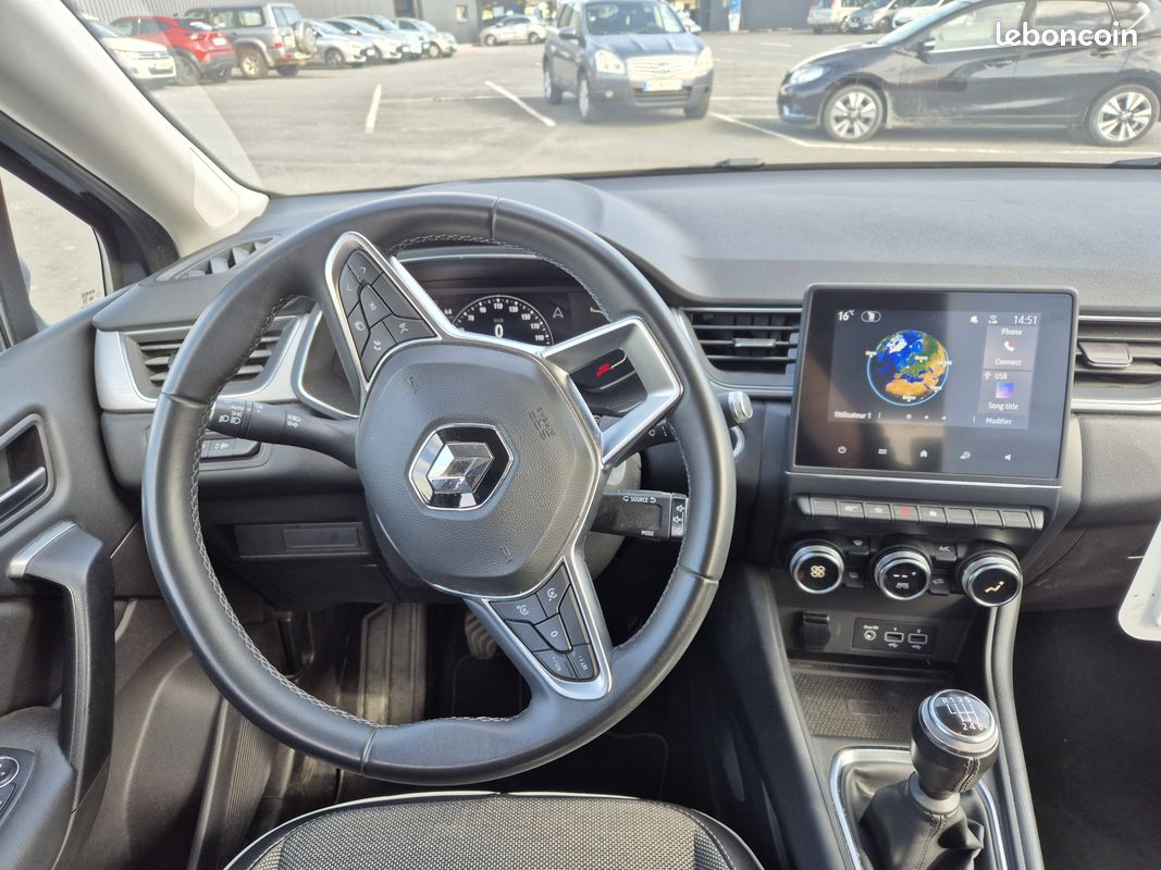 RENAULT Captur TCe 90 - 21 Intens (image 10)