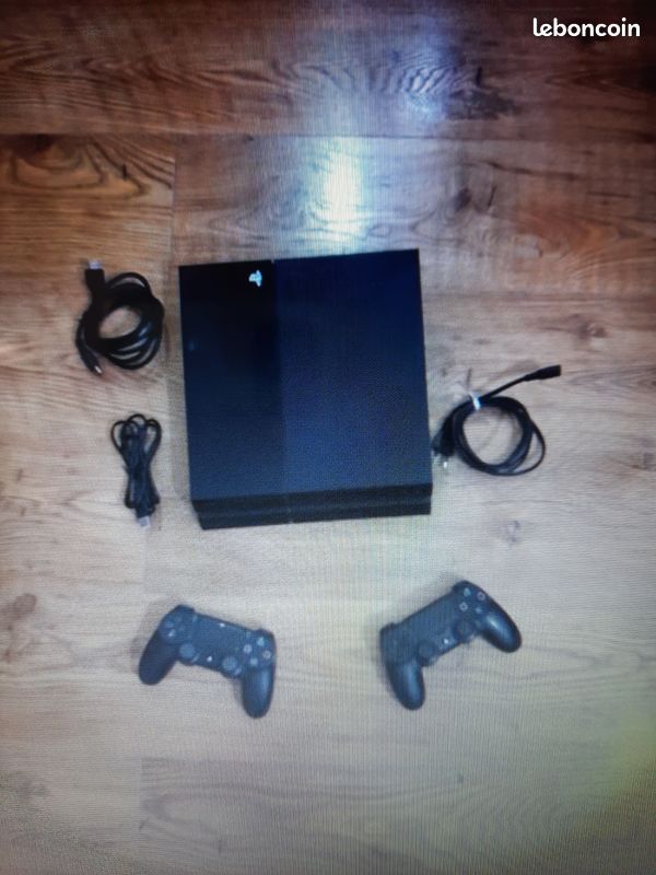 PS4 + 15 jeux (image 1)