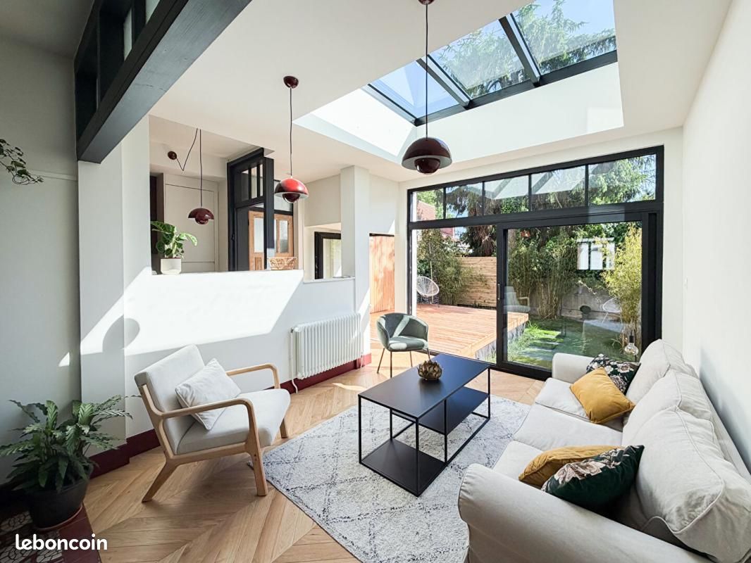 Maison 7 pièces 166 m² · à Lille · 166 m² · 779 000 €