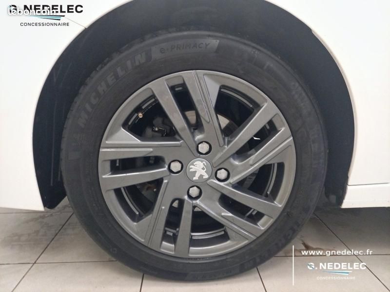 Peugeot 208 1.2 75ch S&S Active Pack (image 11)