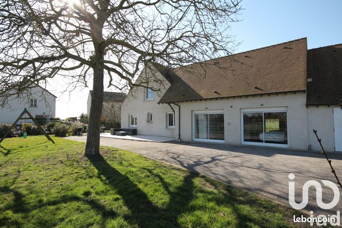 Maison 6 pièces 215 m²