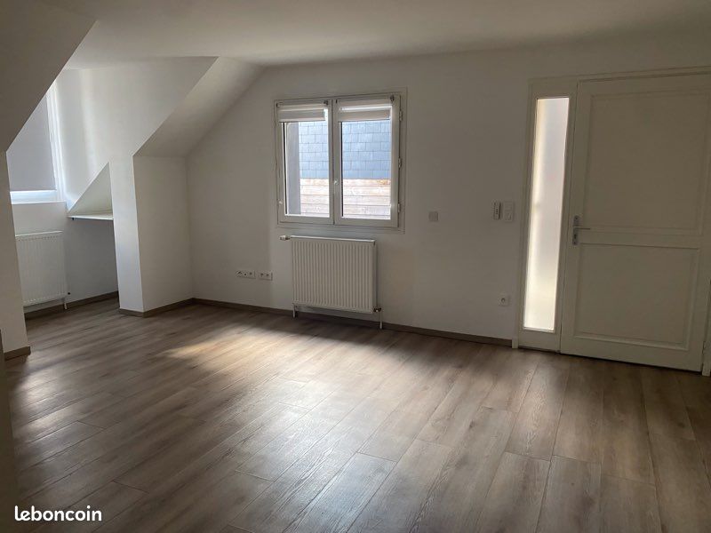 Appartement 5 pièces 83 m² · à Compiègne · 82,6 m² · 868 €/mois
