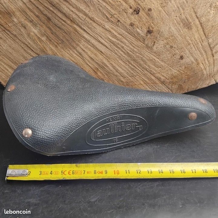 Selle en cuir HENRI GAUTHIER RANDONNEURSE Vintage BIKE RD8
