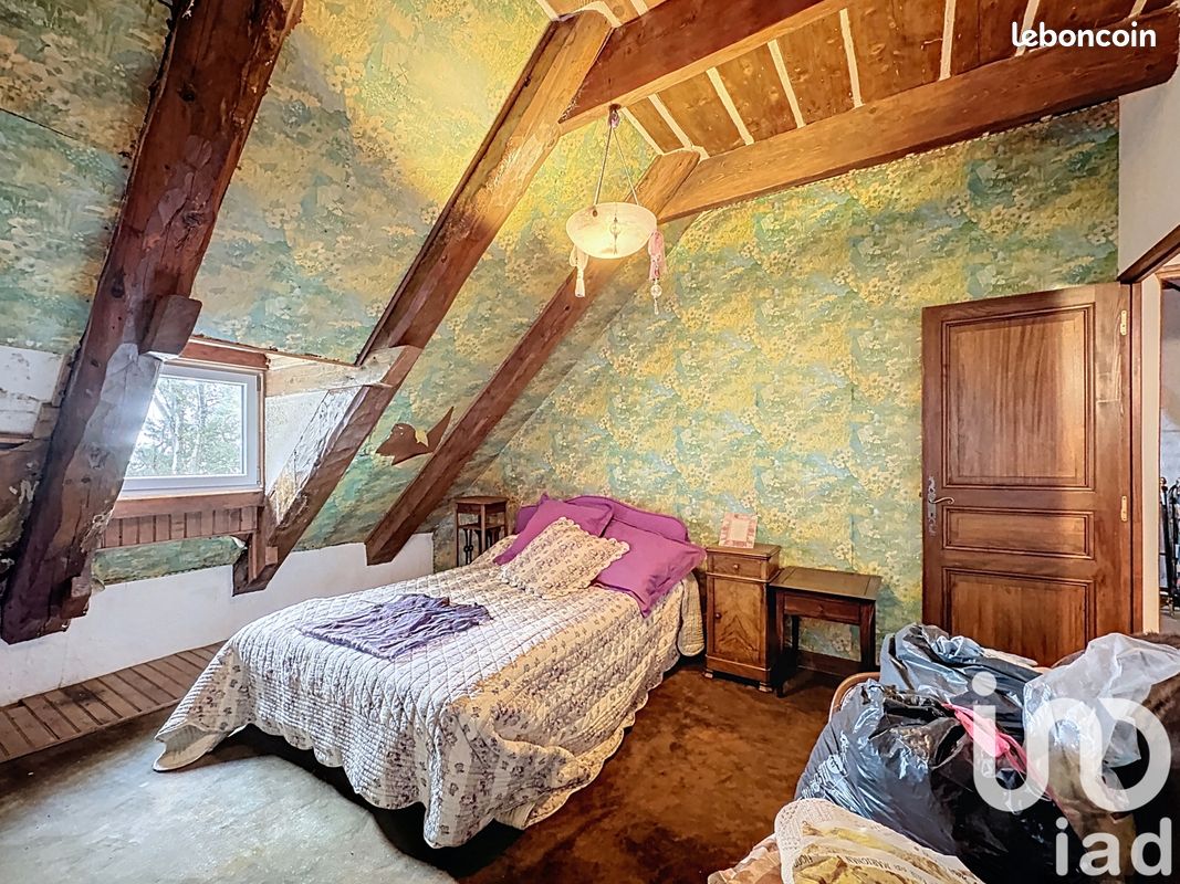 Propriété 8 pièces 275 m² (image 8)