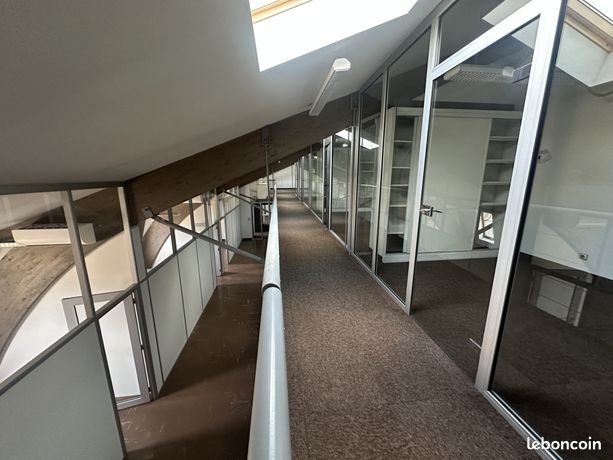 Appartement 8 pièces 339 m² — 9