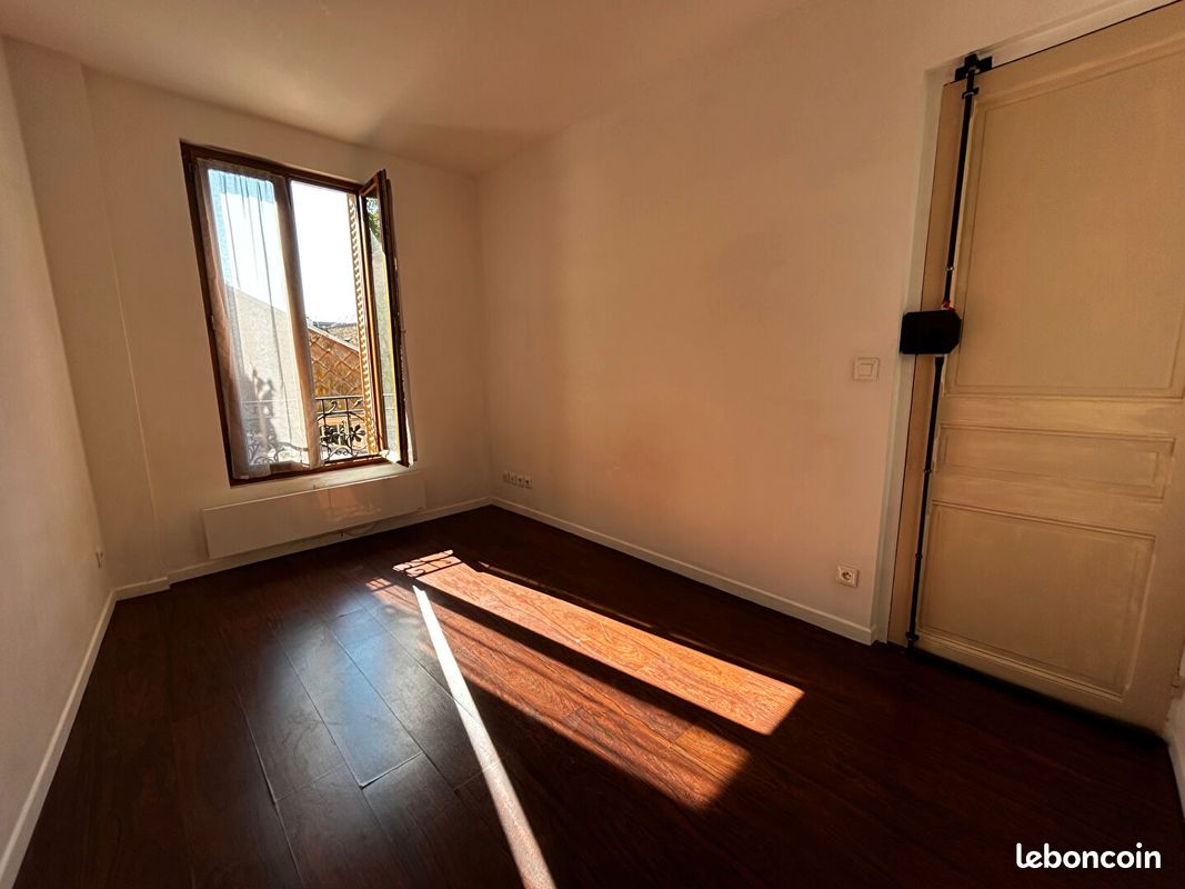 Appartement 1 pièce 25 m² · à Palaiseau · 25 m² · 700 €