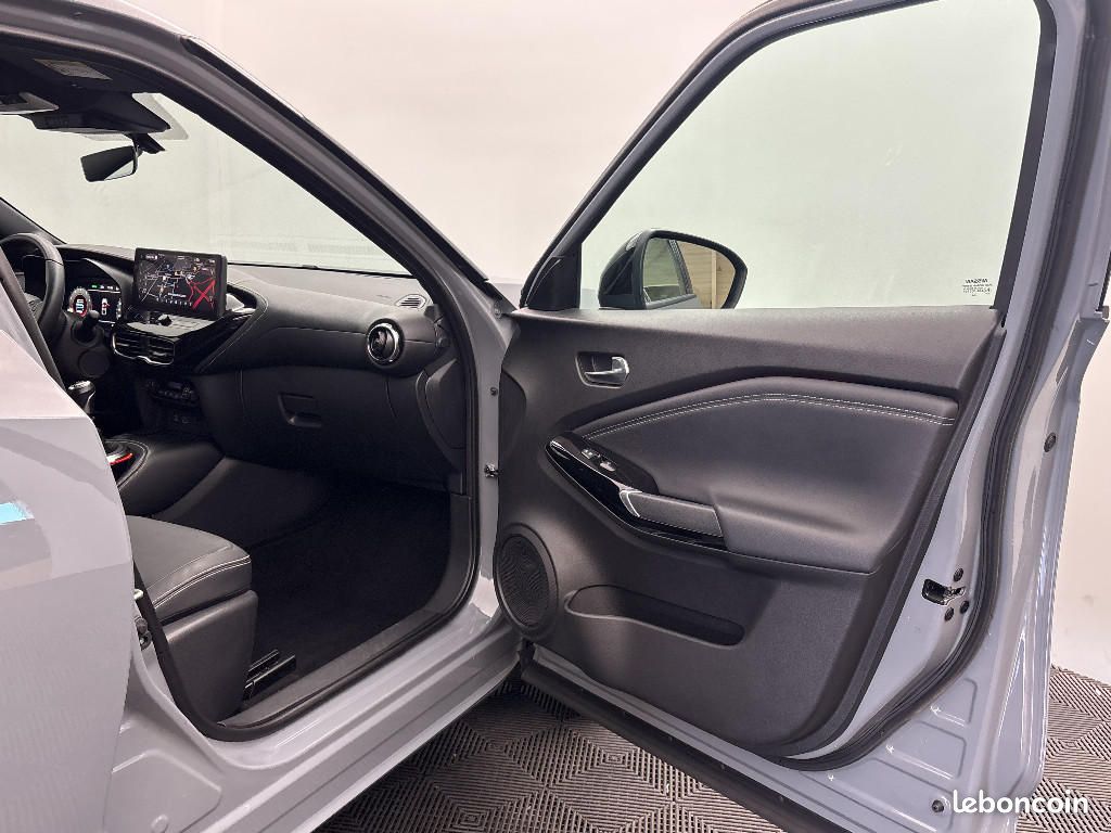 Nissan Juke DIG-T 114 Tekna (image 20)