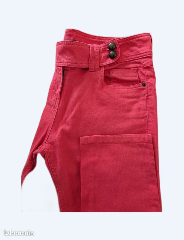 Rouge - Pantalons Pour Femmes / Vêtements Pour