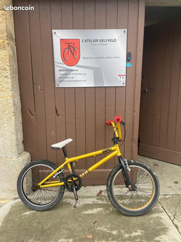 BMX Btwin jaune (image 1)