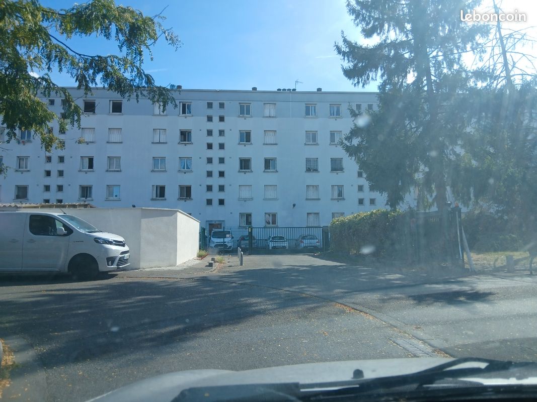 Appartement 3 pièces 50 m² · à Vaulx-en-Velin · 50 m² · 115 000 €