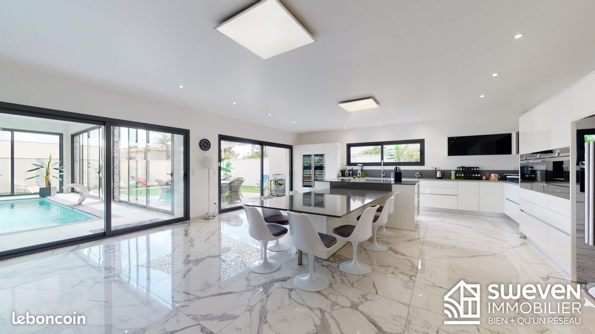Maison 7 pièces 250 m² · à Llupia · 250 m² · 999 000 €