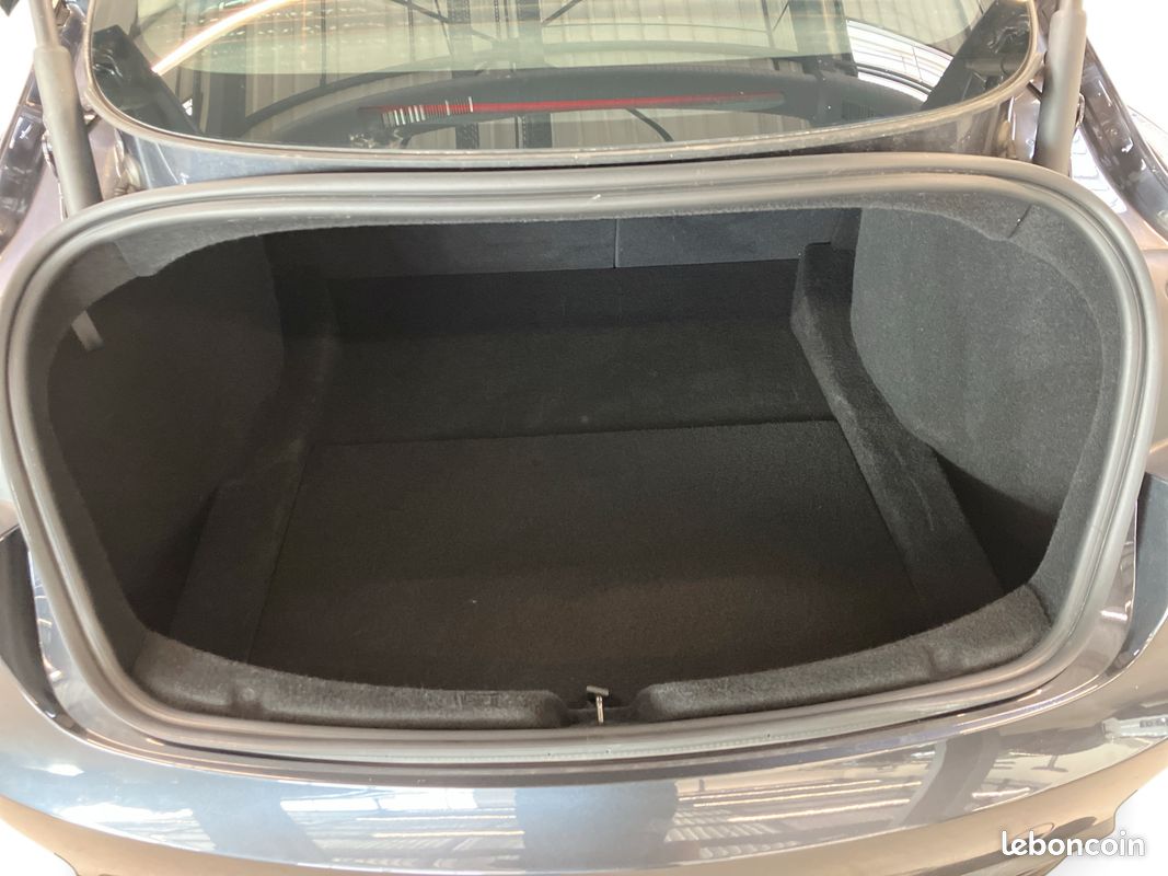 Tesla Model 3 2024 RWD - Véhicule d'occasion certifié (image 7)