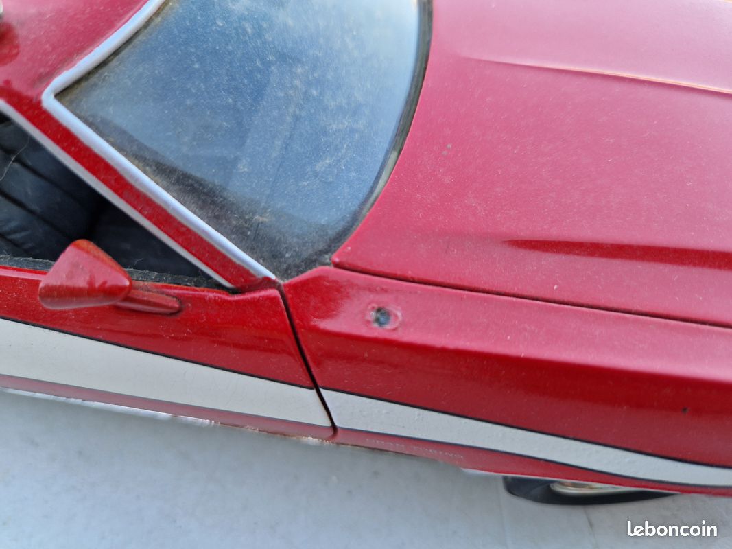 Targa Decorativa In Cartoncino Ford Gran Torino 1976 – Edizioni Du Sud, Vintage, 12x17 Cm