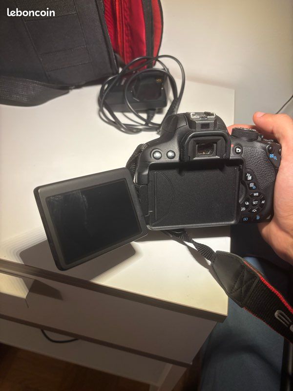 Canon 700D (image 4)