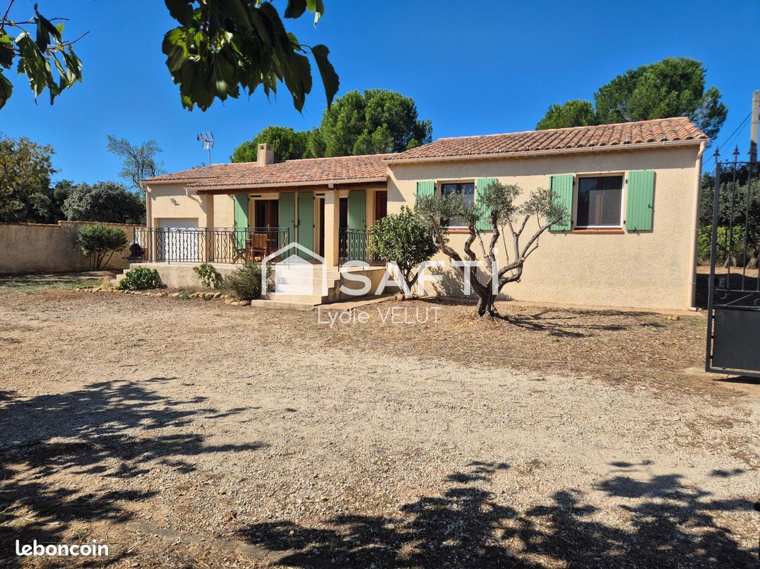 Maison 4 pièces 100 m² · à Aureille · 100 m² · 455 000 €