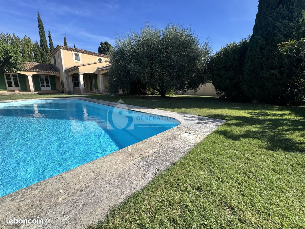 Maison 3 pièces 115 m² · à Graveson · 115 m² · 560 000 €