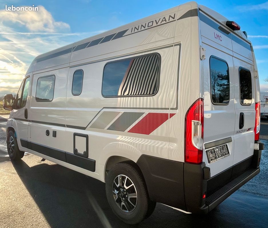 Fourgon Aménagé LMC INNOVAN 600 Fiat Ducato 2l2 140ch / Moins de 6 m / Store Ext / Grande soute / innovan600 /LMC600 (image 9)