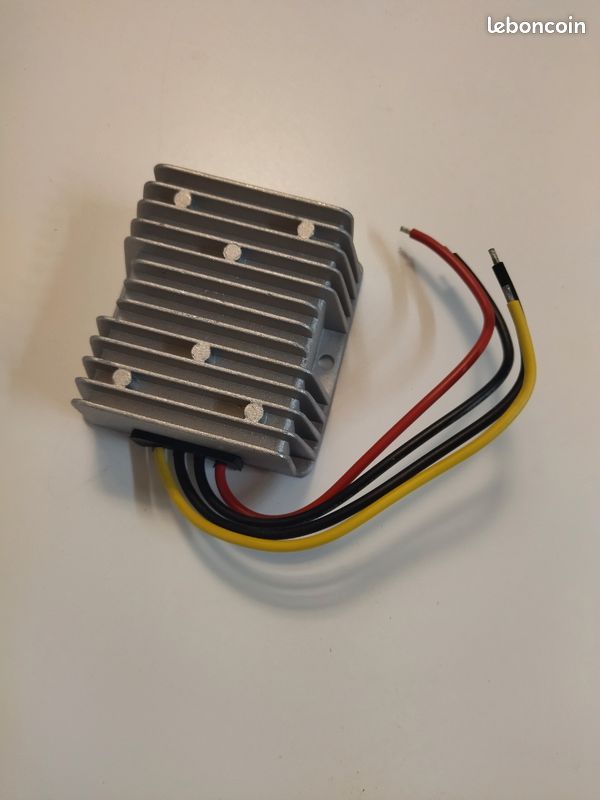Convertisseur DC-DC 24V 12V 10A (image 1)