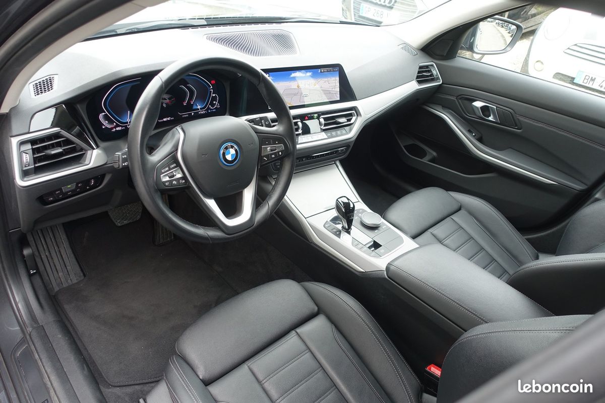 320e Touring Hybride Rechargeable BVA 204ch Cuir sport chauffant/Live cockpit/Gps Pro/LED/Carplay/Caméra/Hayon électrique/1°Main/Garantie 12 mois (image 10)