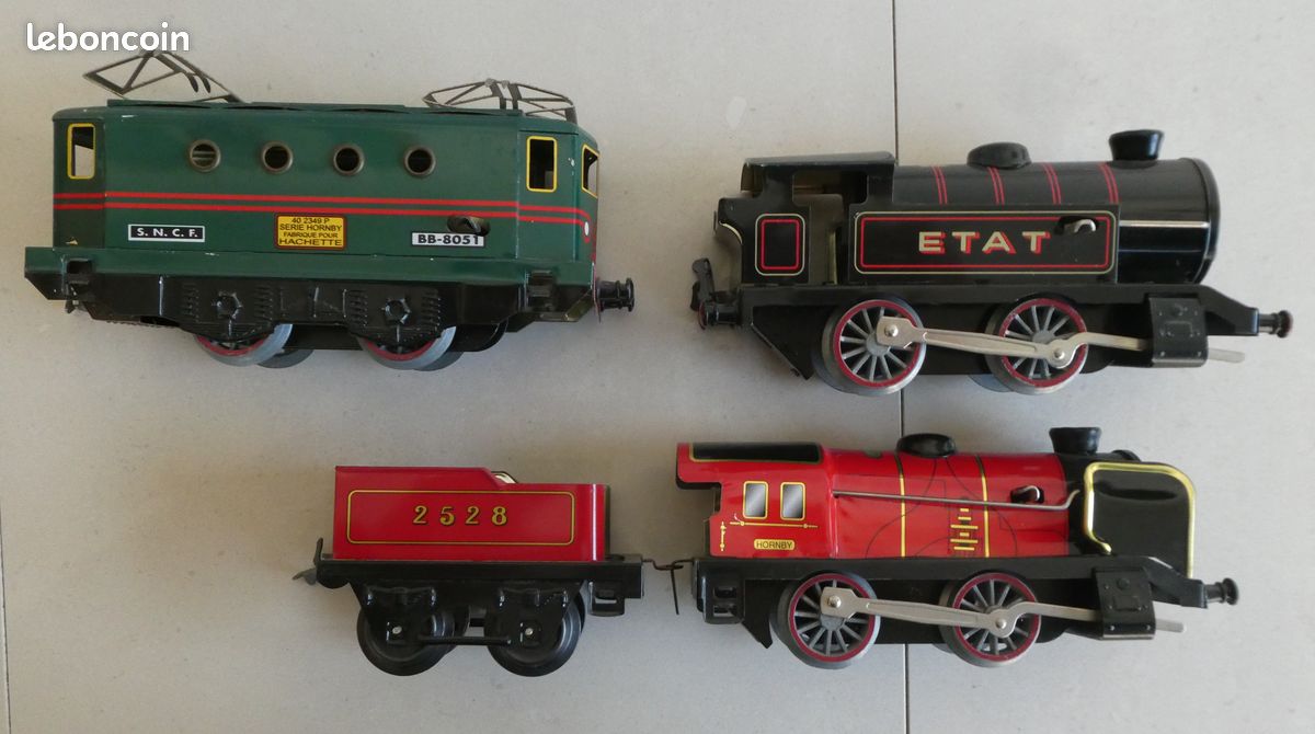 Hornby, coffret Le Mistral avec BB 8051, trois voitures à boggies