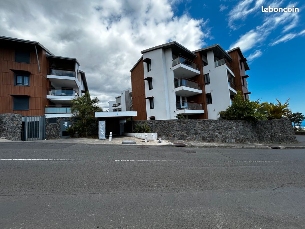 Appartement 3 pièces 68 m² · à Saint-Denis · 67,8 m² · 928 €/mois