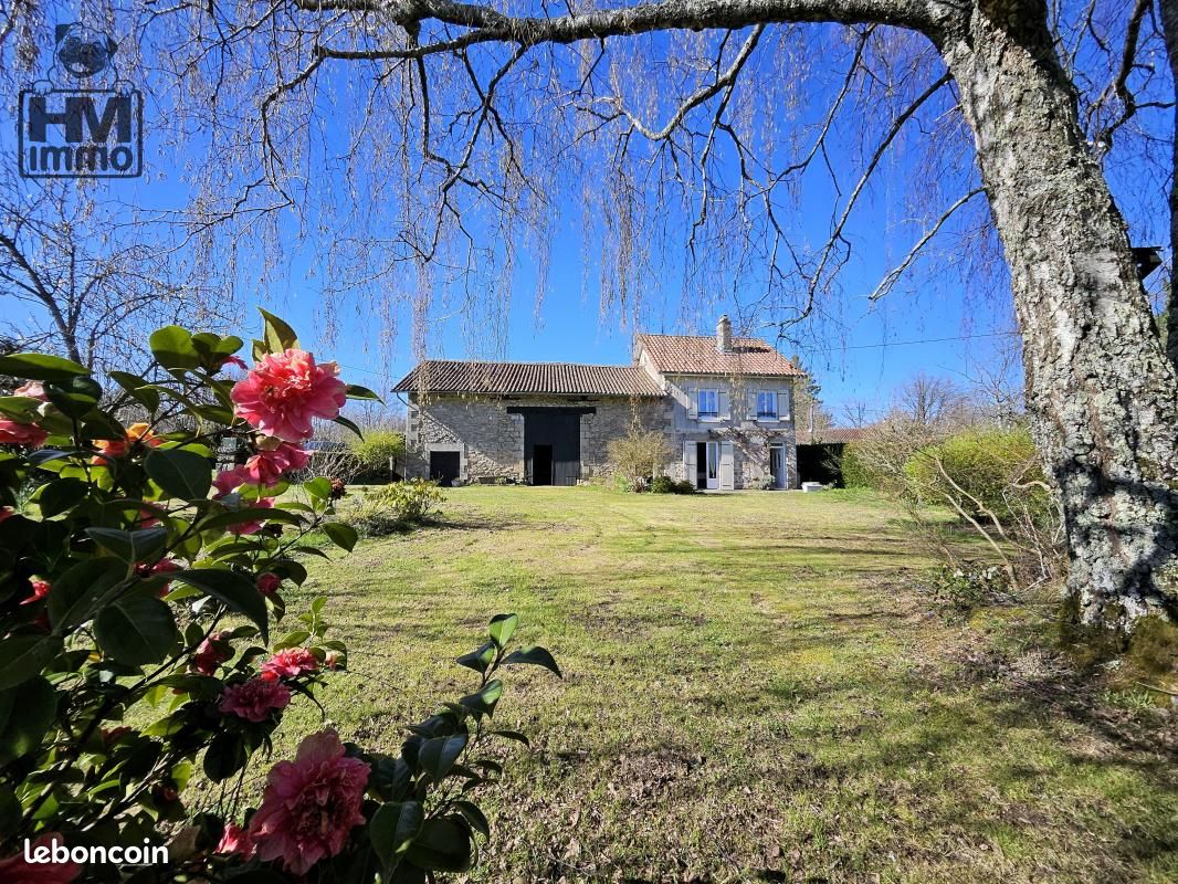 Maison 4 pièces 82 m² · à Rilhac-Lastours · 82 m² · 112 500 €