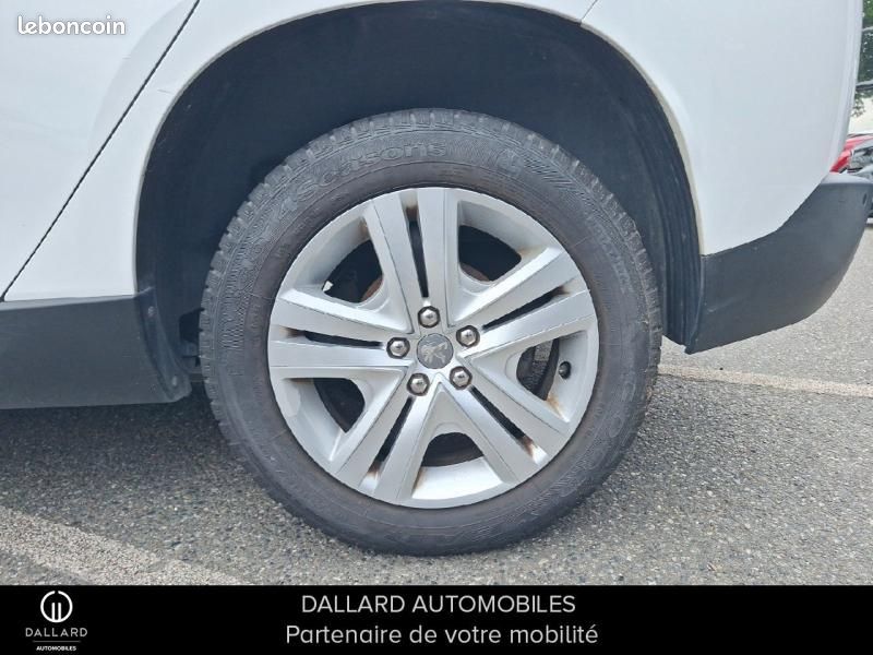 Peugeot 2008 1.2 PureTech 130ch E6.c Style S&S (image 11)