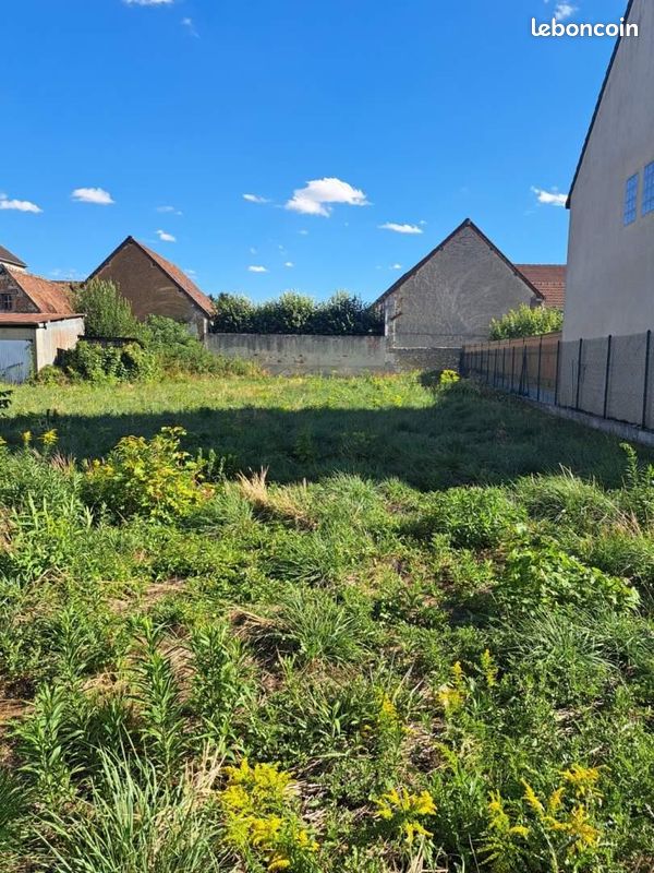 Terrain 821 m² · à Sézanne · 821 m² · 79 500 €