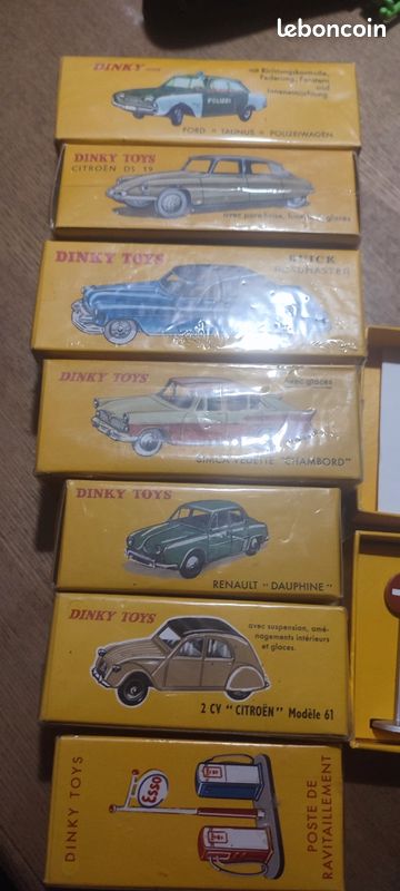 Dinky Toys Renault Dauphine 24E - Miniature 1/43 Occasion