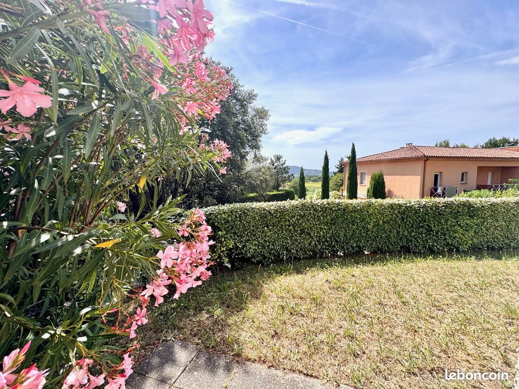 Appartement 3 pièces 70 m² · à Vaison-la-Romaine · 70 m² · 229 000 €