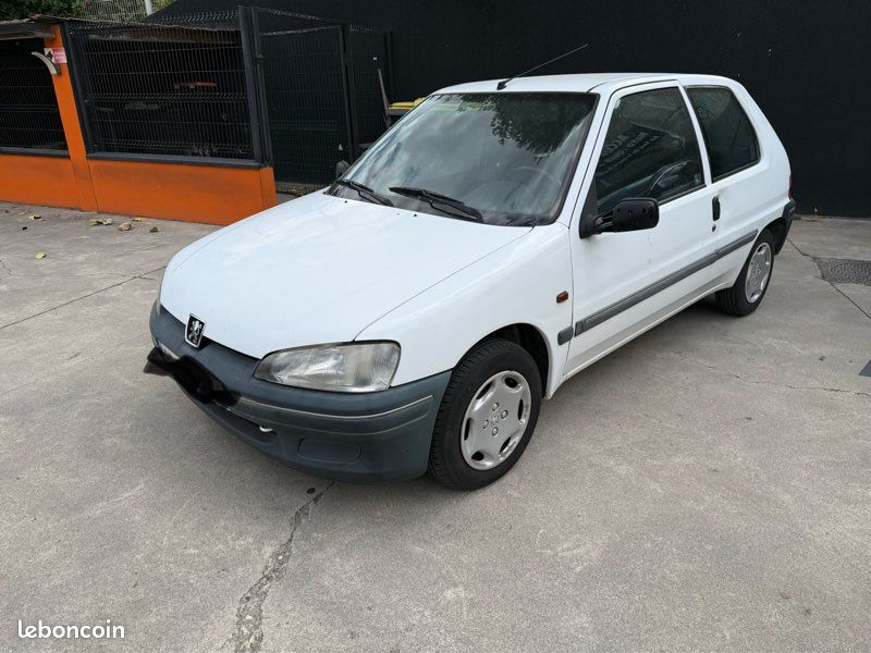 Peugeot 106 (image 1)