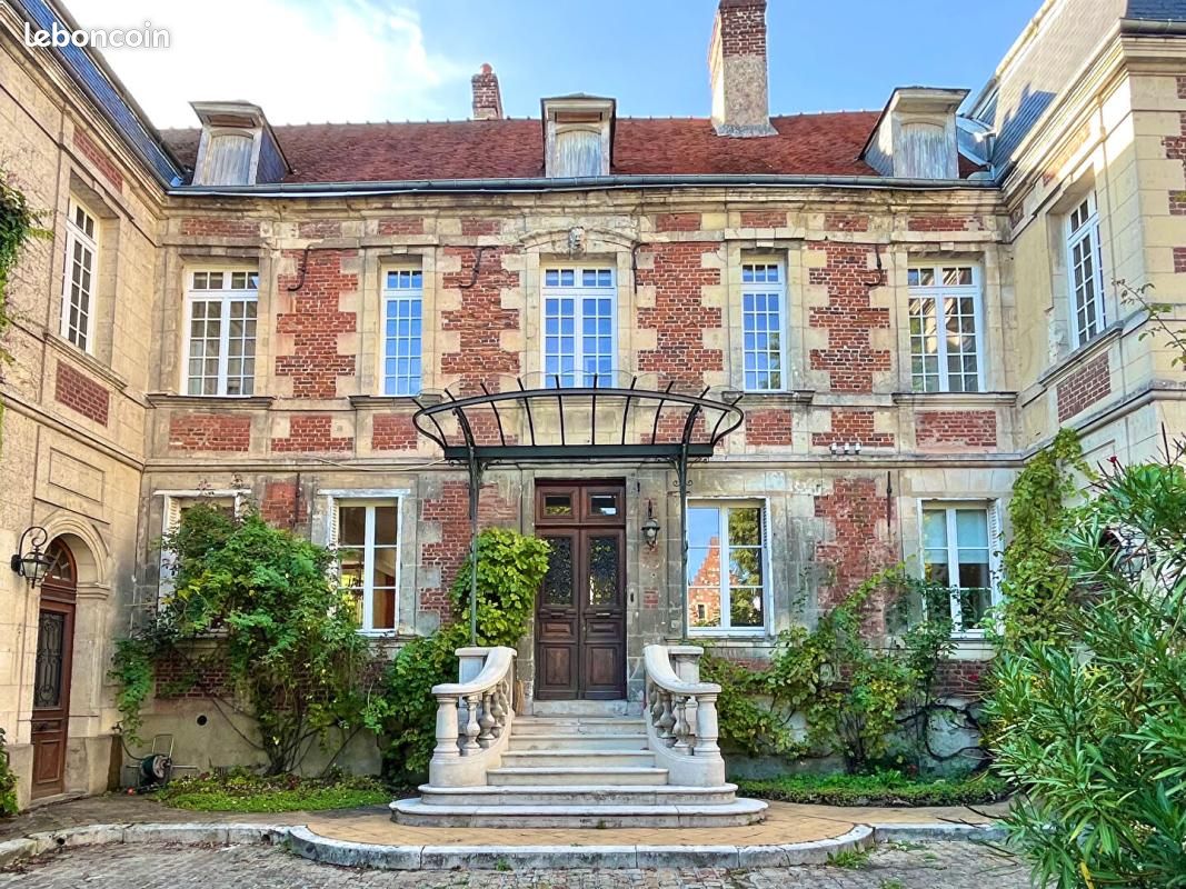 Maison 10 pièces 288 m² · à Compiègne · 288 m² · 543 000 €