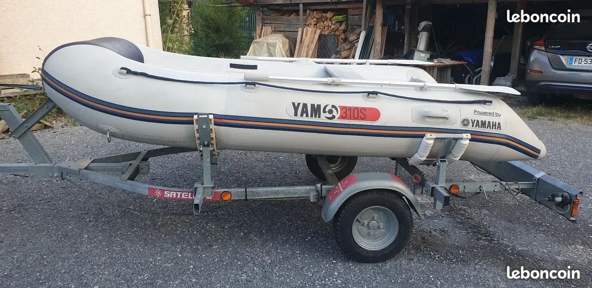 Bateau semi rigide yam 310 de 2012 servi 2 fois+ remorque (image 1)