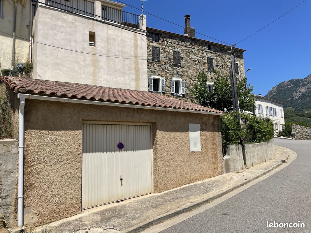 Garage / atelier indépendant · à Casaglione · 50 000 €