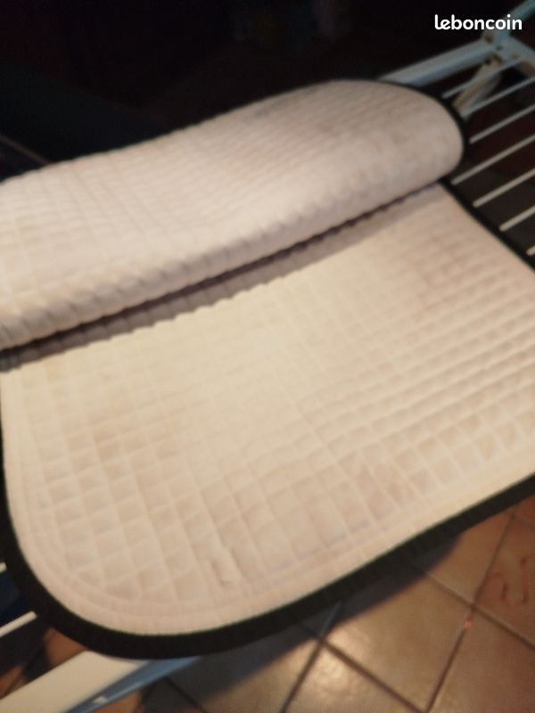 Tapis dressage et bonnet (image 6)